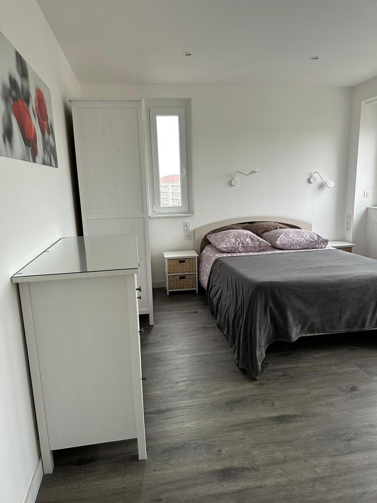 Appartement Renovated 3-room Near Tram Stop